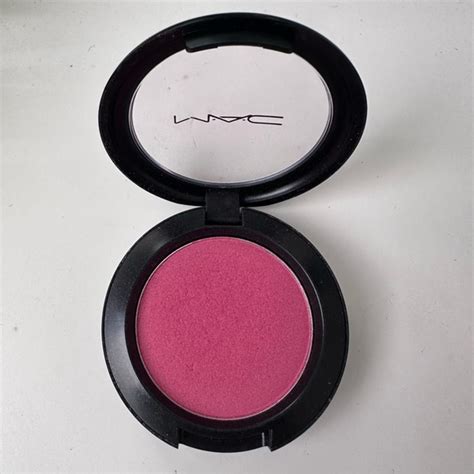 mac dollymix sheertone shimmer blush.